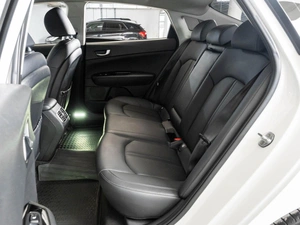 Седан Kia Optima 2018 года, 2189000 рублей, Ставрополь
