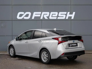 Лифтбек Toyota Prius 2019 года, 2150000 рублей, Краснодар