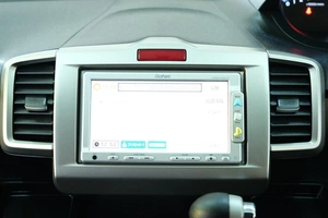 Минивэн Honda Freed 2010 года, 1159000 рублей, Омск