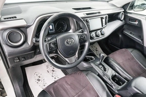 Внедорожник Toyota RAV4 2017 года, 2849000 рублей, Красноярск