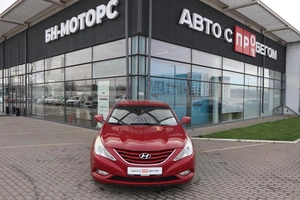 Седан Hyundai Sonata 2012 года, 1215000 рублей, Мирное