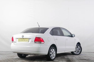 Седан Volkswagen Polo 2013 года, 619000 рублей, Кемерово