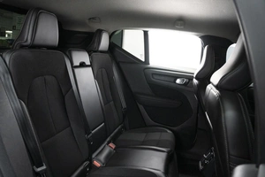 Внедорожник Volvo XC40 2018 года, 2550000 рублей, Омск