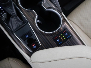 Седан Toyota Camry 2018 года, 2834444 рублей, Москва