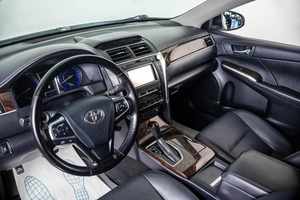 Седан Toyota Camry 2016 года, 2159000 рублей, Пермь