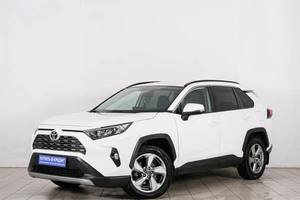 Внедорожник Toyota RAV4 2020 года, 3259000 рублей, Красноярск