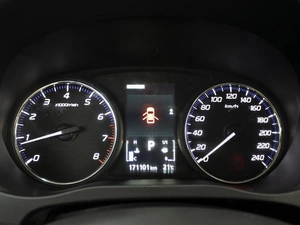 Внедорожник Mitsubishi Outlander 2015 года, 1850000 рублей, Омск