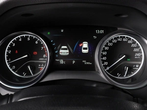 Седан Toyota Camry 2022 года, 4070000 рублей, Красный Пахарь