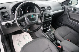 Внедорожник Skoda Yeti 2012 года, 829000 рублей, Красноярск