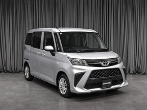 Минивэн Toyota Roomy 2022 года, 1199000 рублей, Тюмень