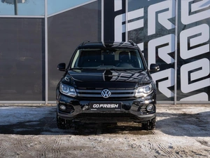 Внедорожник Volkswagen Tiguan 2015 года, 1798000 рублей, Краснодар