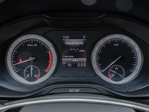 Внедорожник Skoda Karoq 2020 года, 2530000 рублей, Краснодар