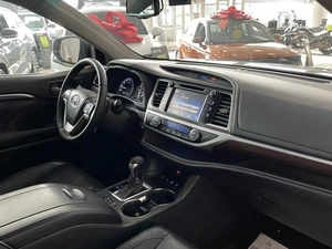 Внедорожник Toyota Highlander 2014 года, 2797000 рублей, Солонцы