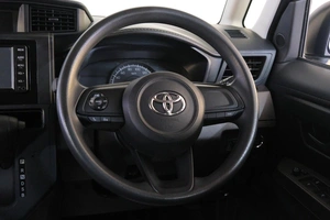 Минивэн Toyota Roomy 2021 года, 1279000 рублей, Омск