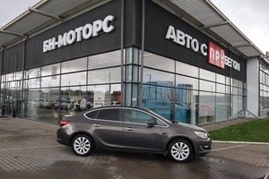Седан Opel Astra 2012 года, 950000 рублей, Мирное