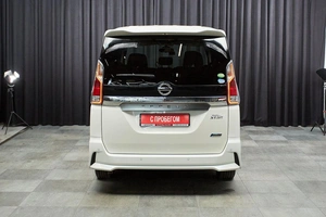 Минивэн Nissan Serena 2017 года, 1789000 рублей, Красноярск