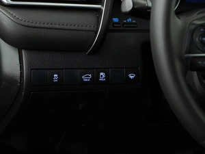 Седан Toyota Camry 2020 года, 2269050 рублей, Москва