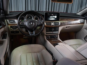 Седан Mercedes-benz CLS-класс 2015 года, 4249000 рублей, Тюмень