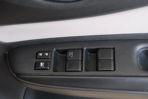 Хетчбэк Nissan Note 2018 года, 1529000 рублей, Омск