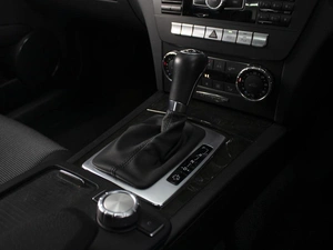 Седан Mercedes-benz C-класс 2012 года, 1800000 рублей, Омск