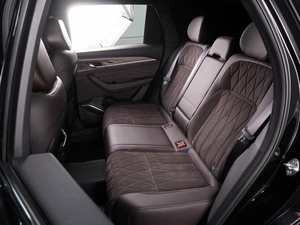 Внедорожник Geely Xingyue L 2025 года, 4196000 рублей, Красный Пахарь