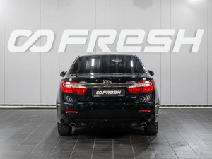 Седан Toyota Camry 2013 года, 1699000 рублей, Сургут