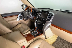 Внедорожник Toyota Land Cruiser 2014 года, 3649000 рублей, Пермь