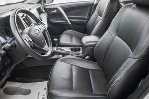 Внедорожник Toyota RAV4 2018 года, 3389000 рублей, Барнаул