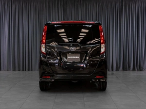 Минивэн Toyota Roomy 2021 года, 1249000 рублей, Тюмень
