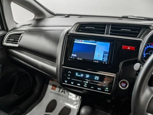 Хетчбэк Honda Fit 2016 года, 1049000 рублей, Красноярск