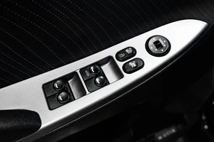 Седан Hyundai Solaris 2016 года, 979000 рублей, Ульяновск