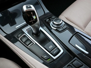 Седан BMW 5 серия 2013 года, 1499000 рублей, Волгоград