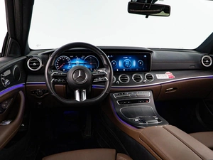 Седан Mercedes-benz E-класс 2022 года, 4449999 рублей, Москва