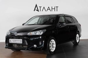 Универсал Toyota Corolla Fielder 2017 года, 1159000 рублей, Красноярск