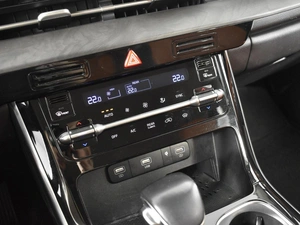 Минивэн Kia Carnival 2021 года, 3669900 рублей, Казань