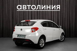 Хетчбэк Brilliance H230 2015 года, 395000 рублей, Красноярск