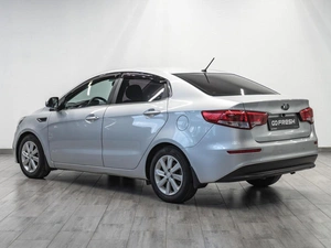 Седан Kia Rio 2016 года, 1099000 рублей, Саратов