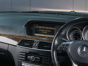 Универсал Mercedes-benz C-класс 2011 года, 1749000 рублей, Сургут