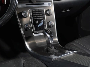 Внедорожник Volvo XC60 2013 года, 2020444 рублей, Тверь