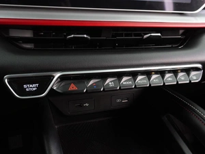 Внедорожник Geely Coolray 2023 года, 2289000 рублей, Воронеж