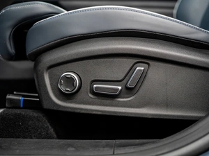 Внедорожник Geely Atlas 2023 года, 3200000 рублей, Красноярск