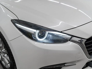 Седан Mazda Axela 2018 года, 1300000 рублей, Красноярск