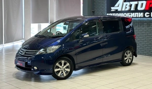 Минивэн Honda Freed 2010 года, 998000 рублей, Красноярск