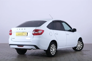 Лифтбек ВАЗ (LADA) Granta 2024 года, 969000 рублей, Омск