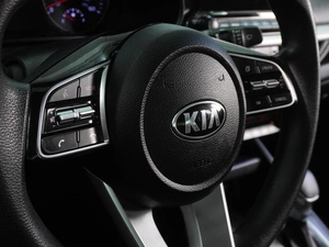 Седан Kia Forte 2019 года, 1699000 рублей, Воронеж