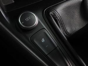 Седан Ford Focus 2017 года, 930000 рублей, Воронеж