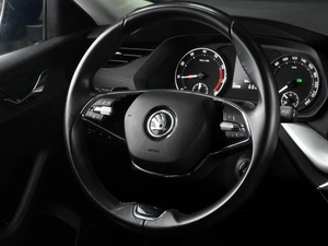 Лифтбек Skoda Octavia 2021 года, 3179000 рублей, Тюмень