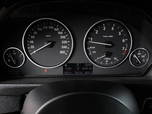Седан BMW 3 серия 2012 года, 1750000 рублей, Красный Пахарь