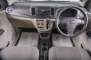 Хетчбэк Daihatsu Mira e:S 2015 года, 449000 рублей, Томск