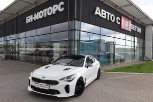 Лифтбек Kia Stinger 2018 года, 3700000 рублей, Мирное